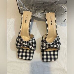 Fashion Nova Gingham Black and White Sandals